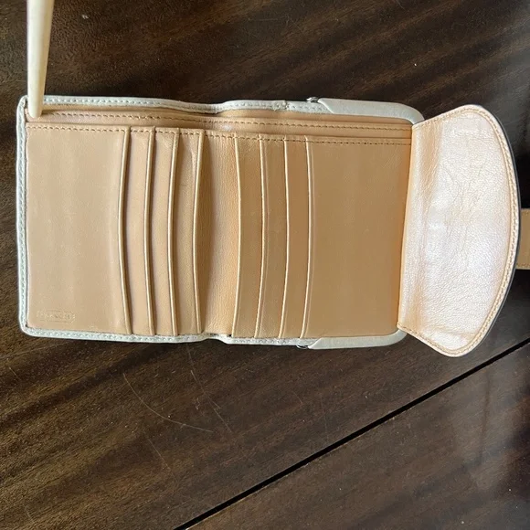Vintage Coach Legacy Thompson Parchment Satchel Pebbled Leather Wallet Wristlet